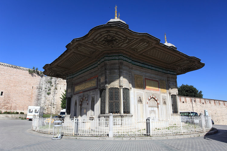 kašna Ahmeda III. v Istanbulu
